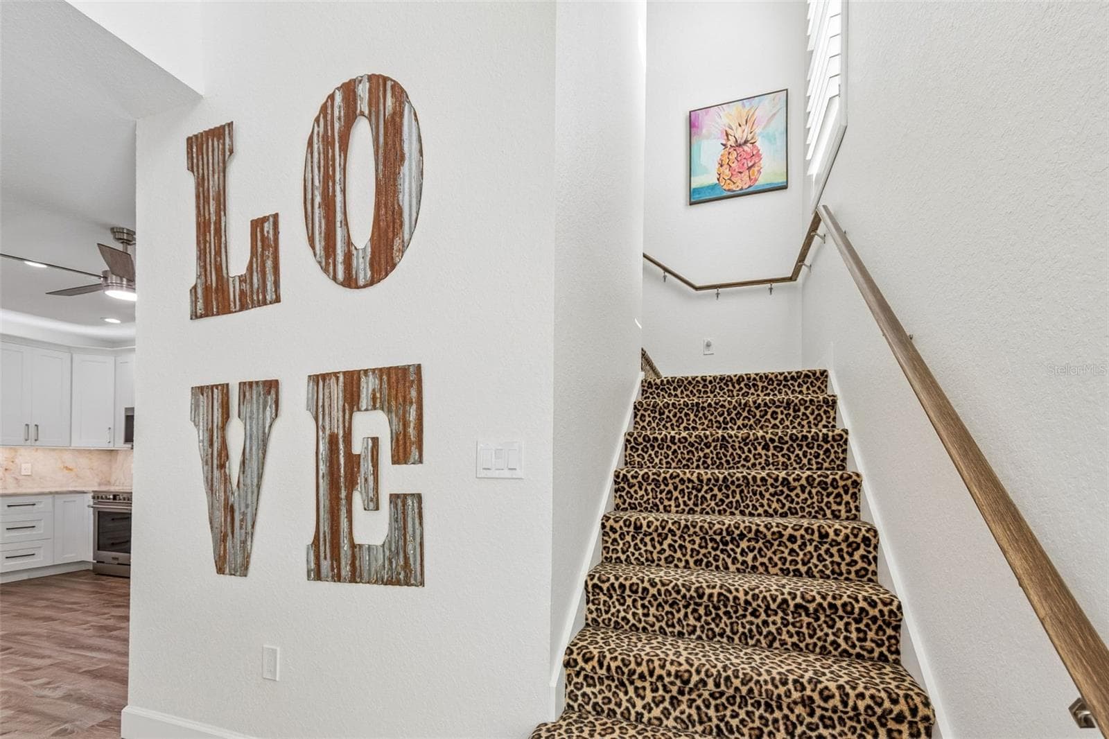 Stairway to upstairs - 111 91ST AVE, TREASURE ISLAND