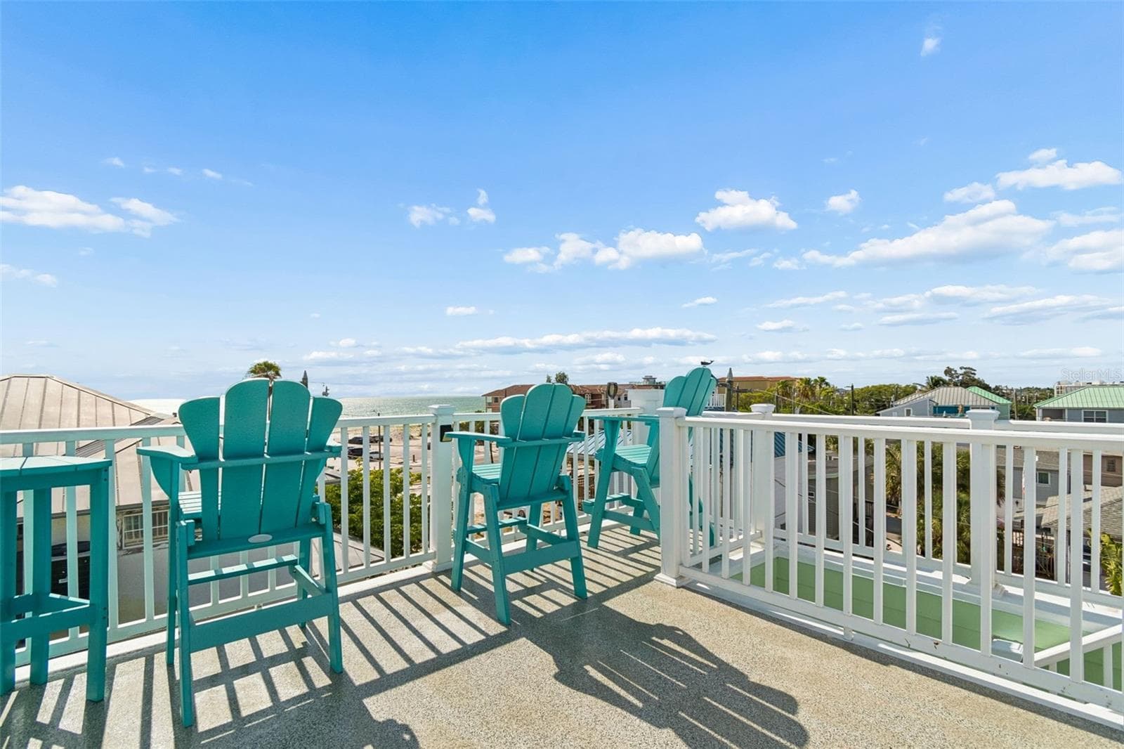 Roof top Deck Gulf views - 111 91ST AVE, TREASURE ISLAND