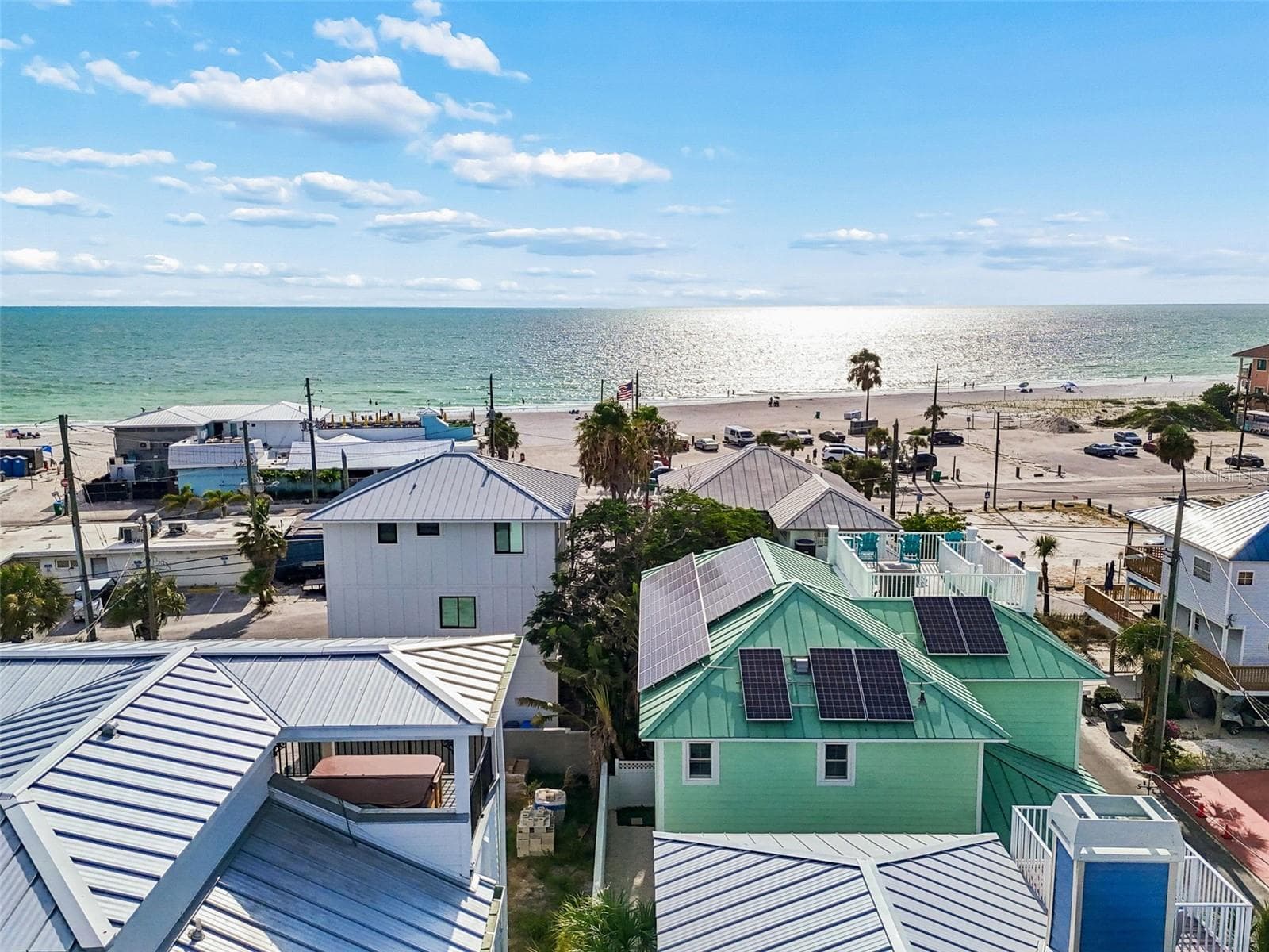 Solar panels - 111 91ST AVE, TREASURE ISLAND