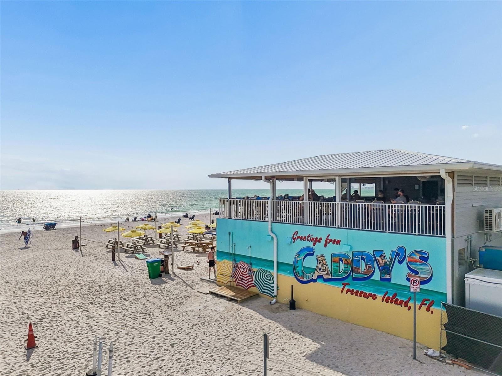 Caddy's for fun, food and family entertainment - 111 91ST AVE, TREASURE ISLAND