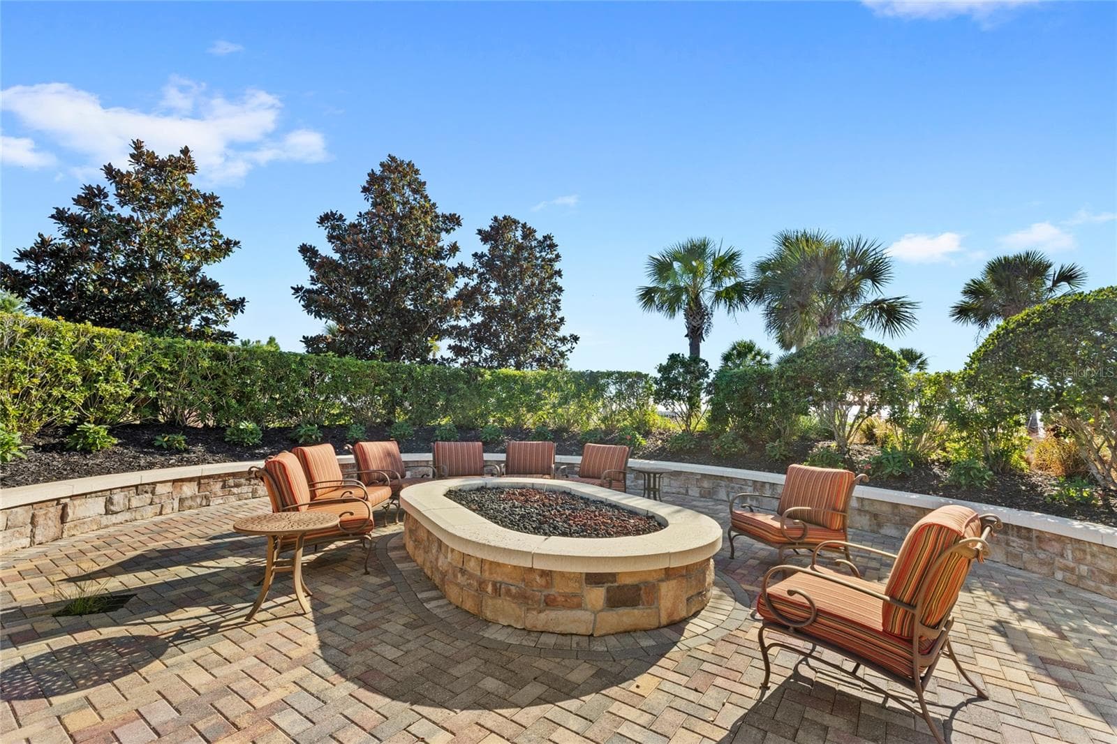 Fire Pit - 2146 RIDGE POINTE LN, CLERMONT