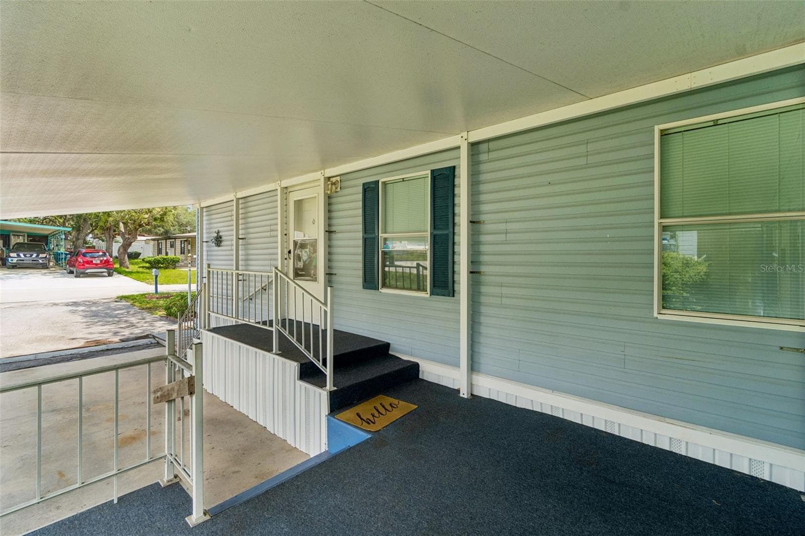 Manufactured Home at 34992 FRASER ST, DADE CITY, photo 4 of 39