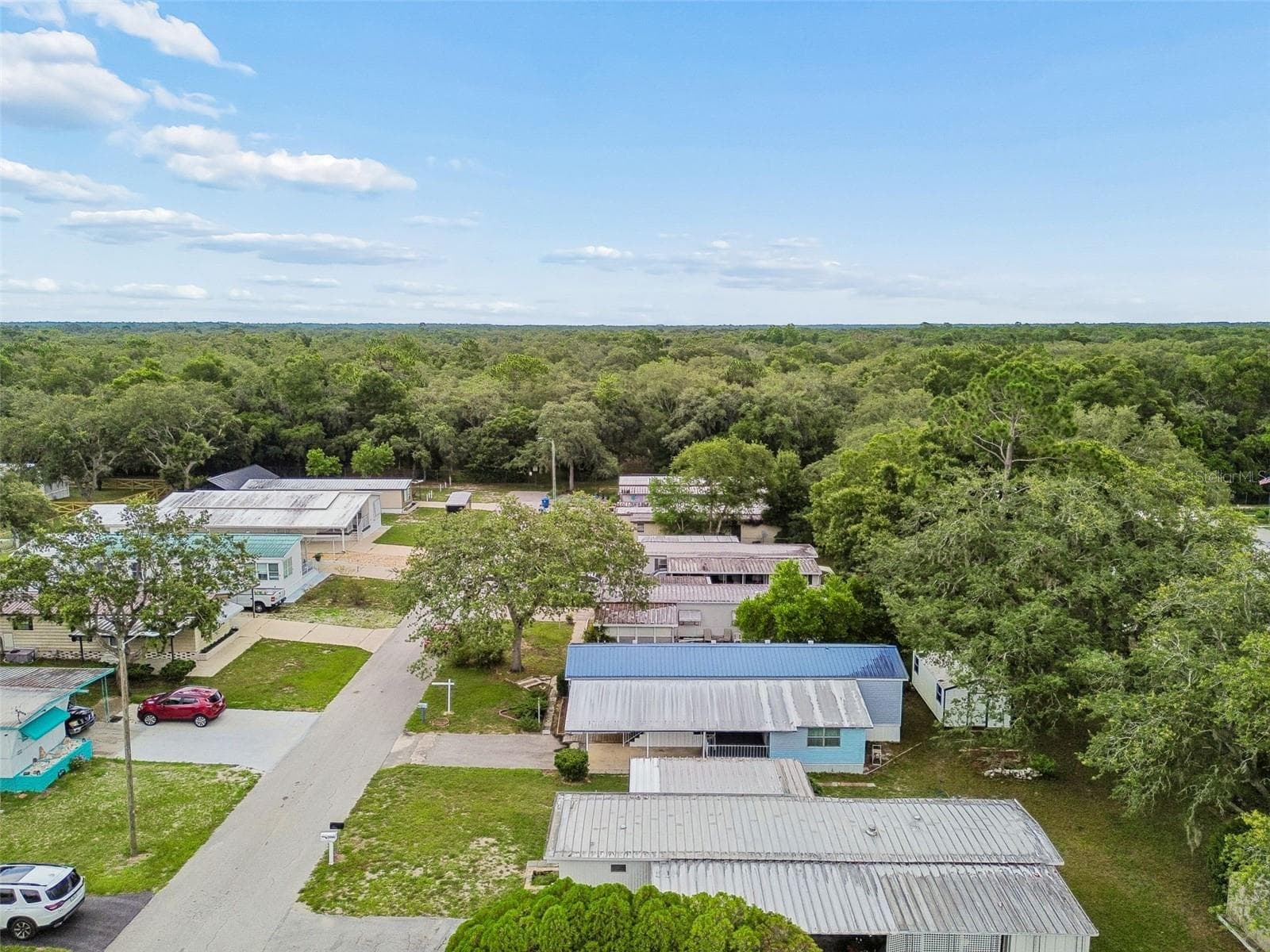 Manufactured Home at 34992 FRASER ST, DADE CITY, photo 33 of 39