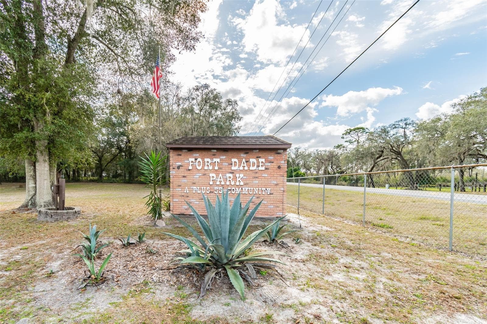 Manufactured Home at 34992 FRASER ST, DADE CITY, photo 39 of 39