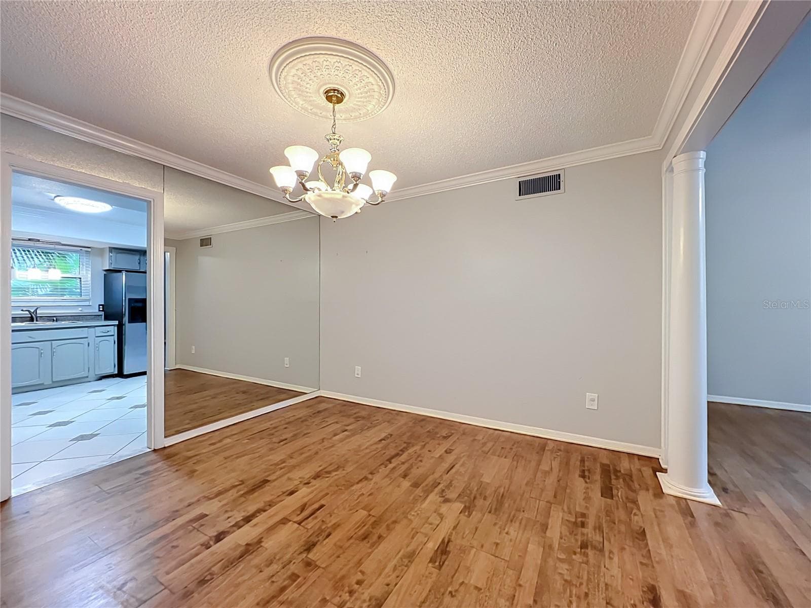 Townhouse at 814 LAUREL AVE #2, ORLANDO, photo 14 of 57