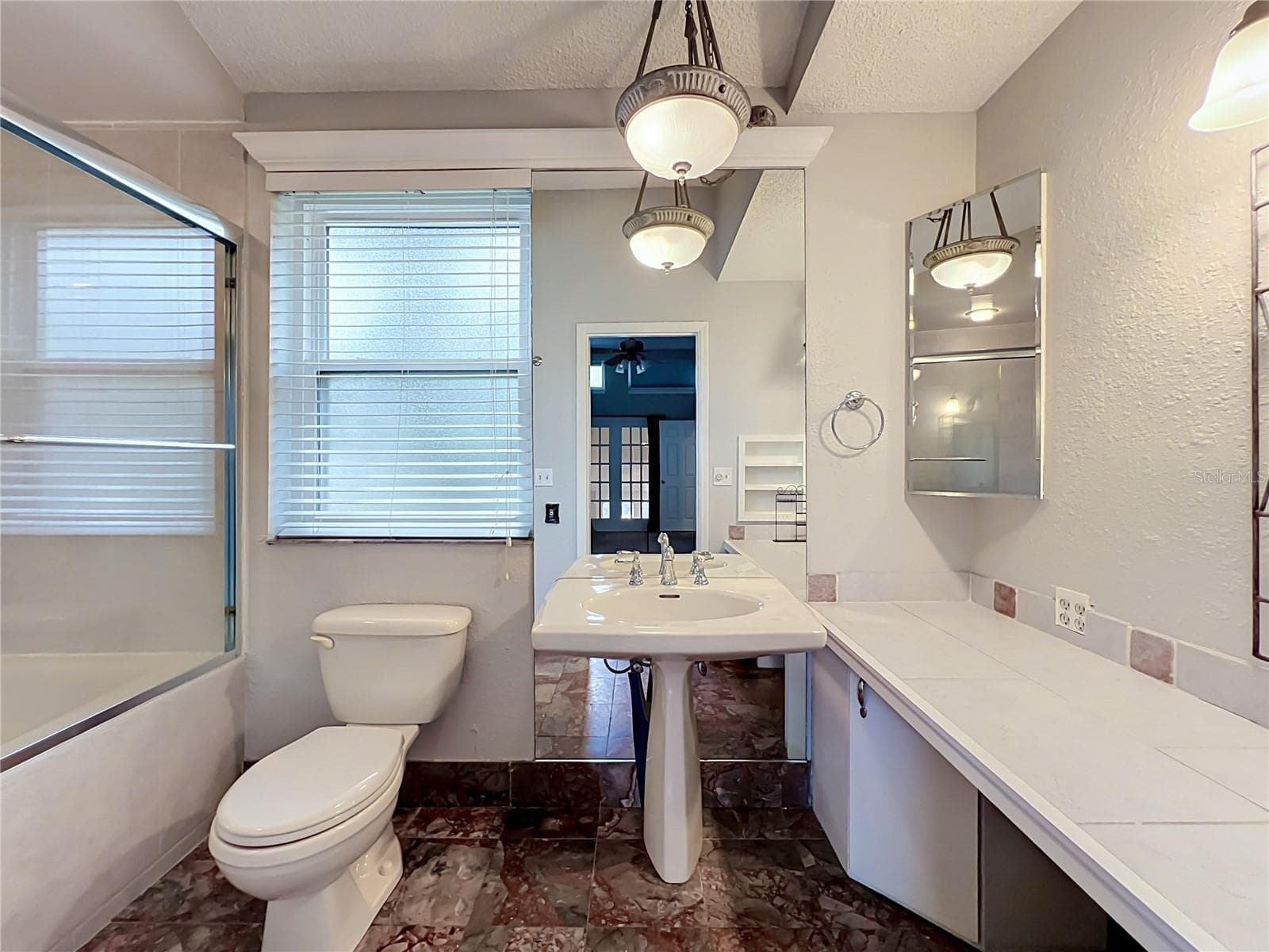 Townhouse at 814 LAUREL AVE #2, ORLANDO, photo 33 of 57