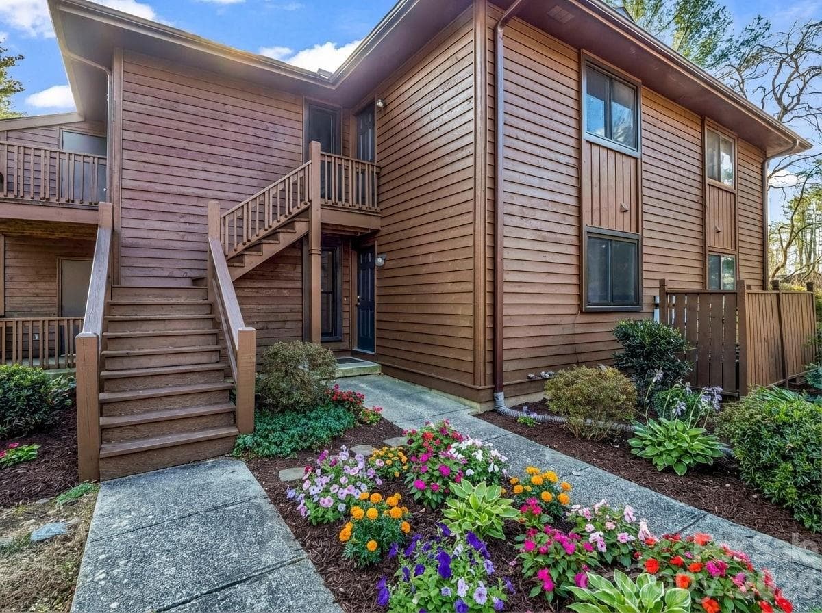 Second Floor Entrance - Hendersonville