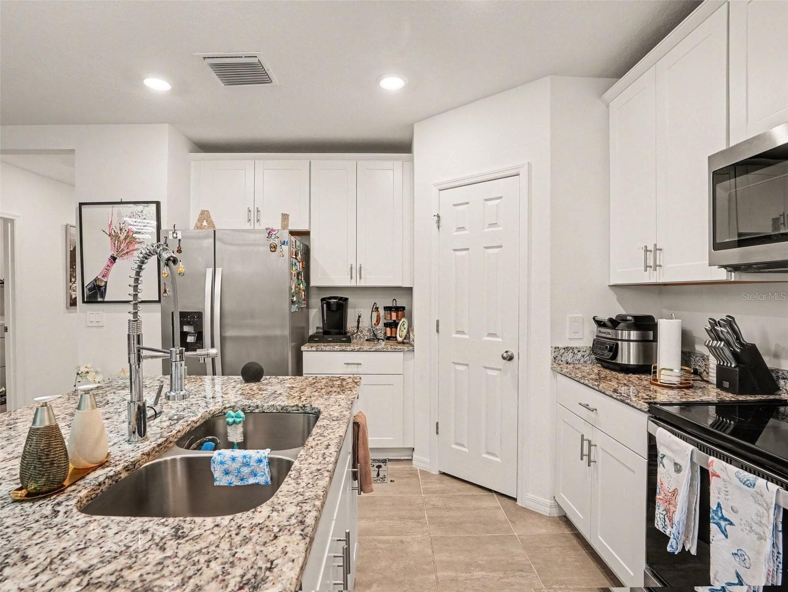 Single Family Residence at 2019 KINGSMEN CT, HAINES CITY, photo 14 of 34