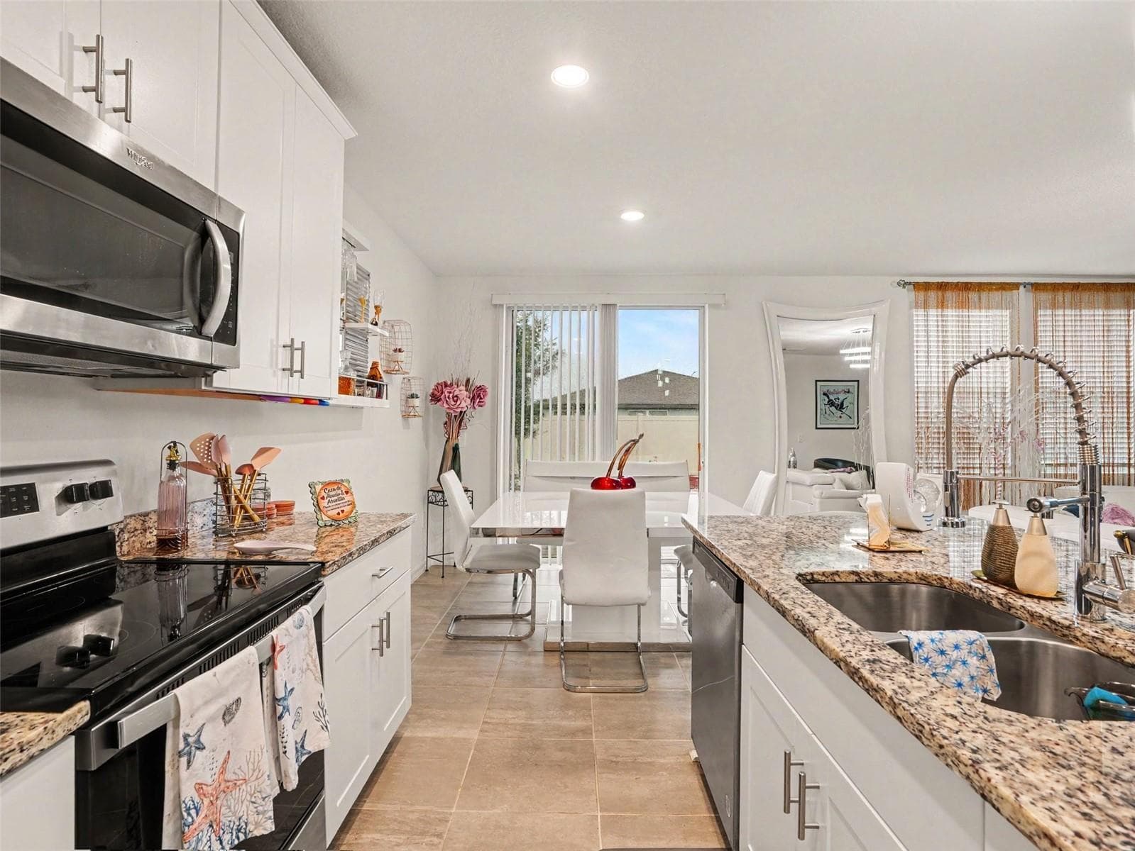 Single Family Residence at 2019 KINGSMEN CT, HAINES CITY, photo 15 of 34