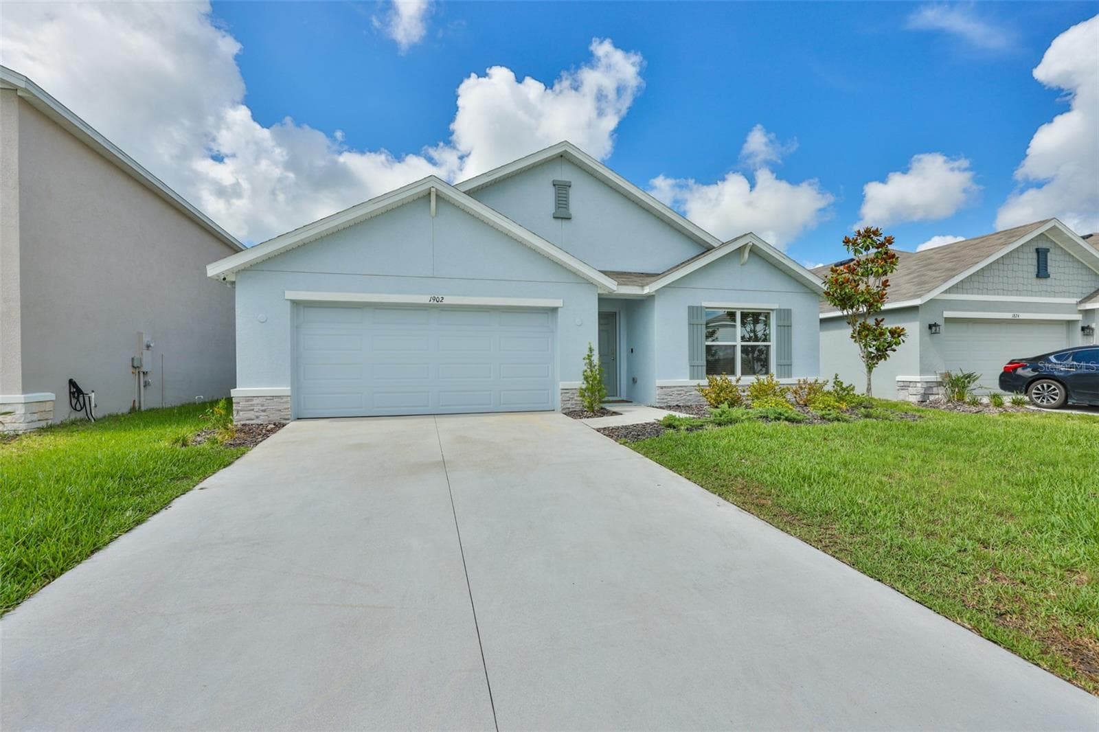Single Family Residence at 1902 TAHITIAN SUNRISE DR, PLANT CITY, photo 2 of 25