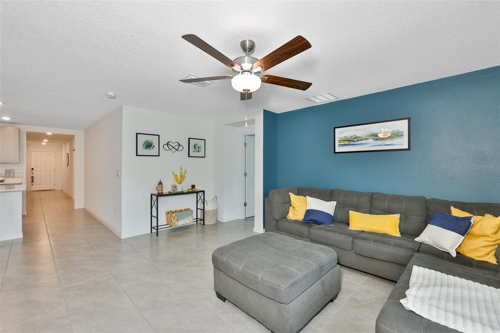 Single Family Residence at 1902 TAHITIAN SUNRISE DR, PLANT CITY, photo 10 of 25