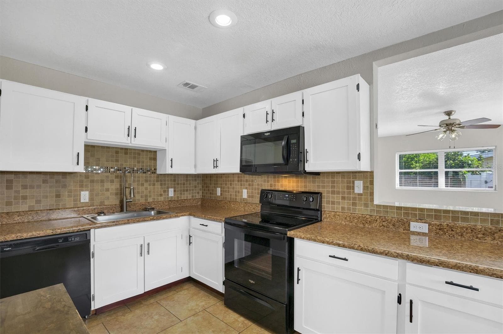 Single Family Residence at 1365 SHERIDAN ST SW, WINTER HAVEN, photo 10 of 35