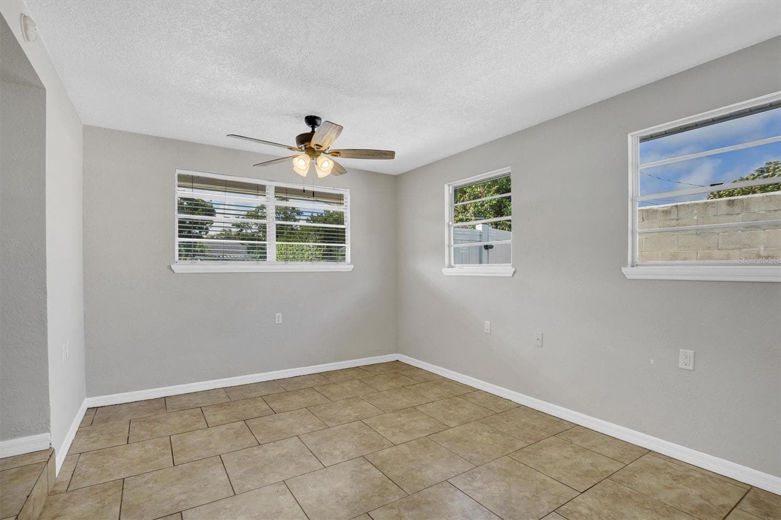 Single Family Residence at 1365 SHERIDAN ST SW, WINTER HAVEN, photo 14 of 35