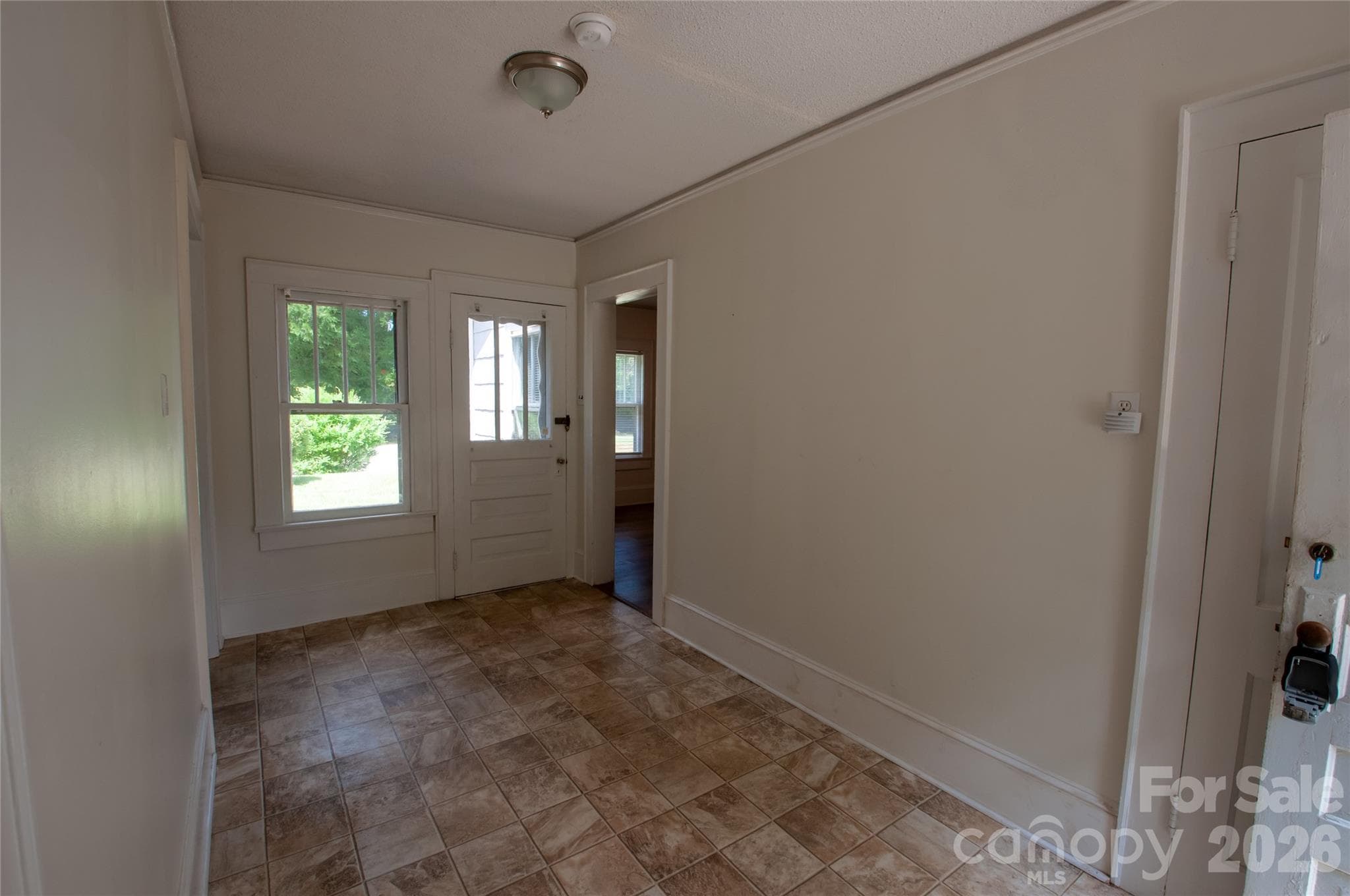 Single Family Residence at Statesville, photo 3 of 13