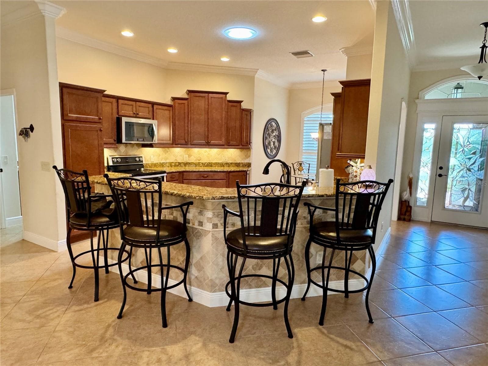 Single Family Residence at 632 CORONACA CT, THE VILLAGES, photo 8 of 30