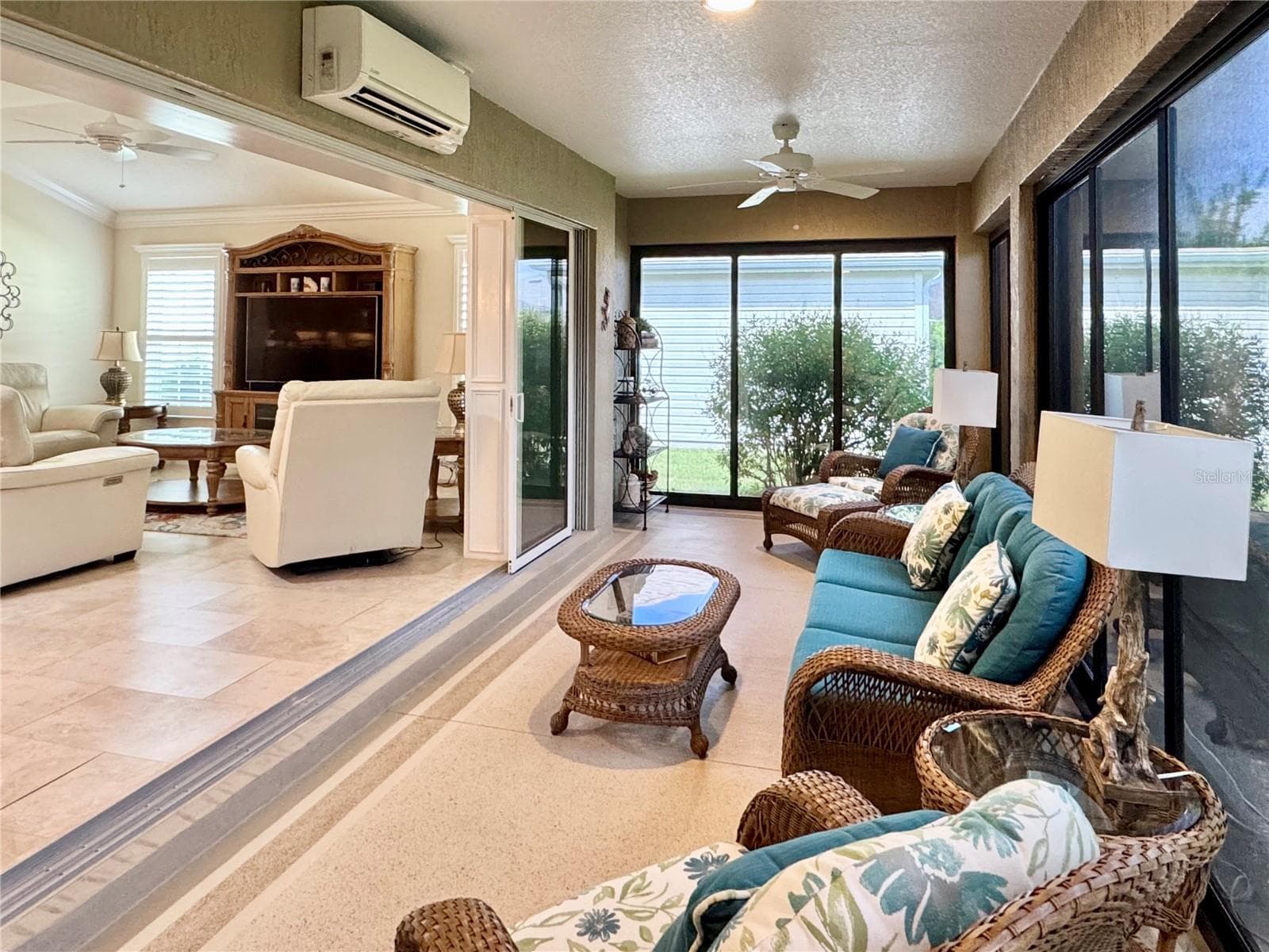 Single Family Residence at 632 CORONACA CT, THE VILLAGES, photo 14 of 30