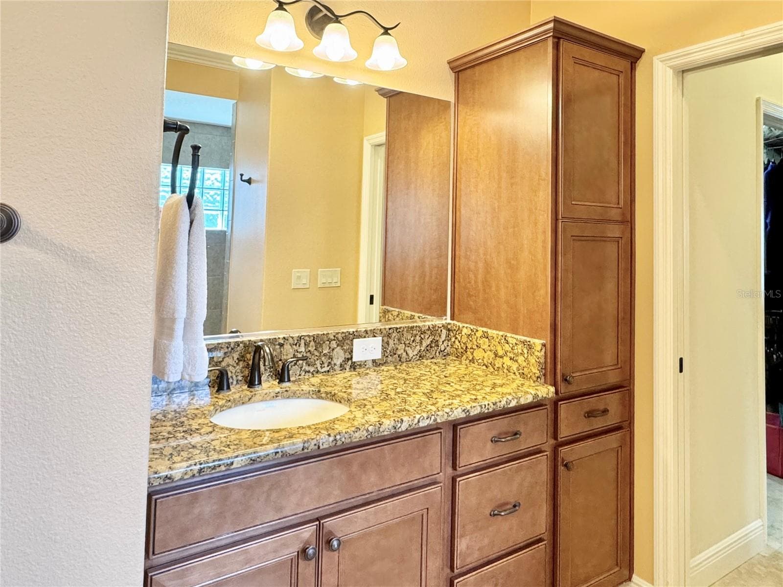 Single Family Residence at 632 CORONACA CT, THE VILLAGES, photo 21 of 30