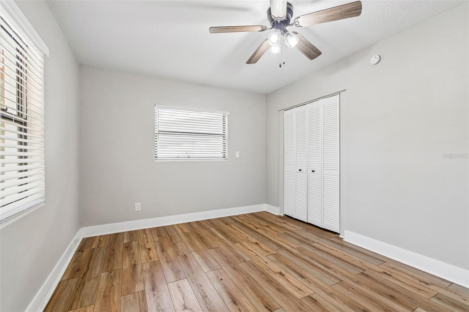 Single Family Residence at 1555 MAGNOLIA DR, CLEARWATER, photo 30 of 57