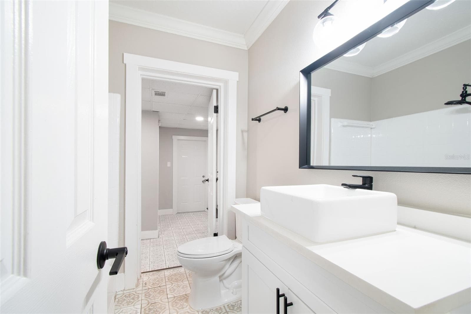Single Family Residence at 1555 MAGNOLIA DR, CLEARWATER, photo 38 of 57