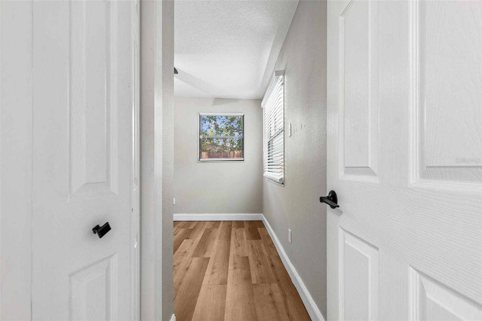 Single Family Residence at 1555 MAGNOLIA DR, CLEARWATER, photo 43 of 57