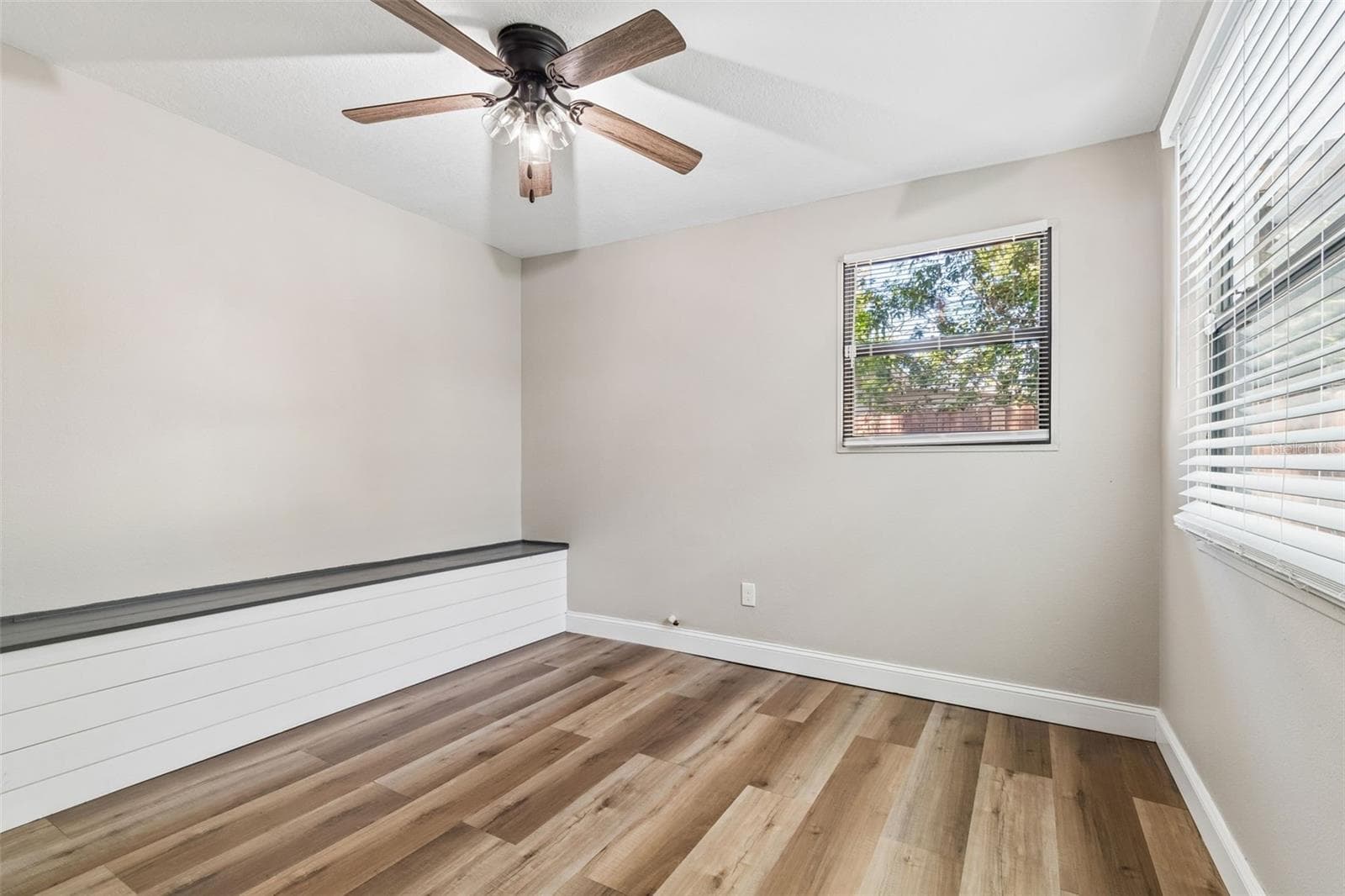 Single Family Residence at 1555 MAGNOLIA DR, CLEARWATER, photo 44 of 57
