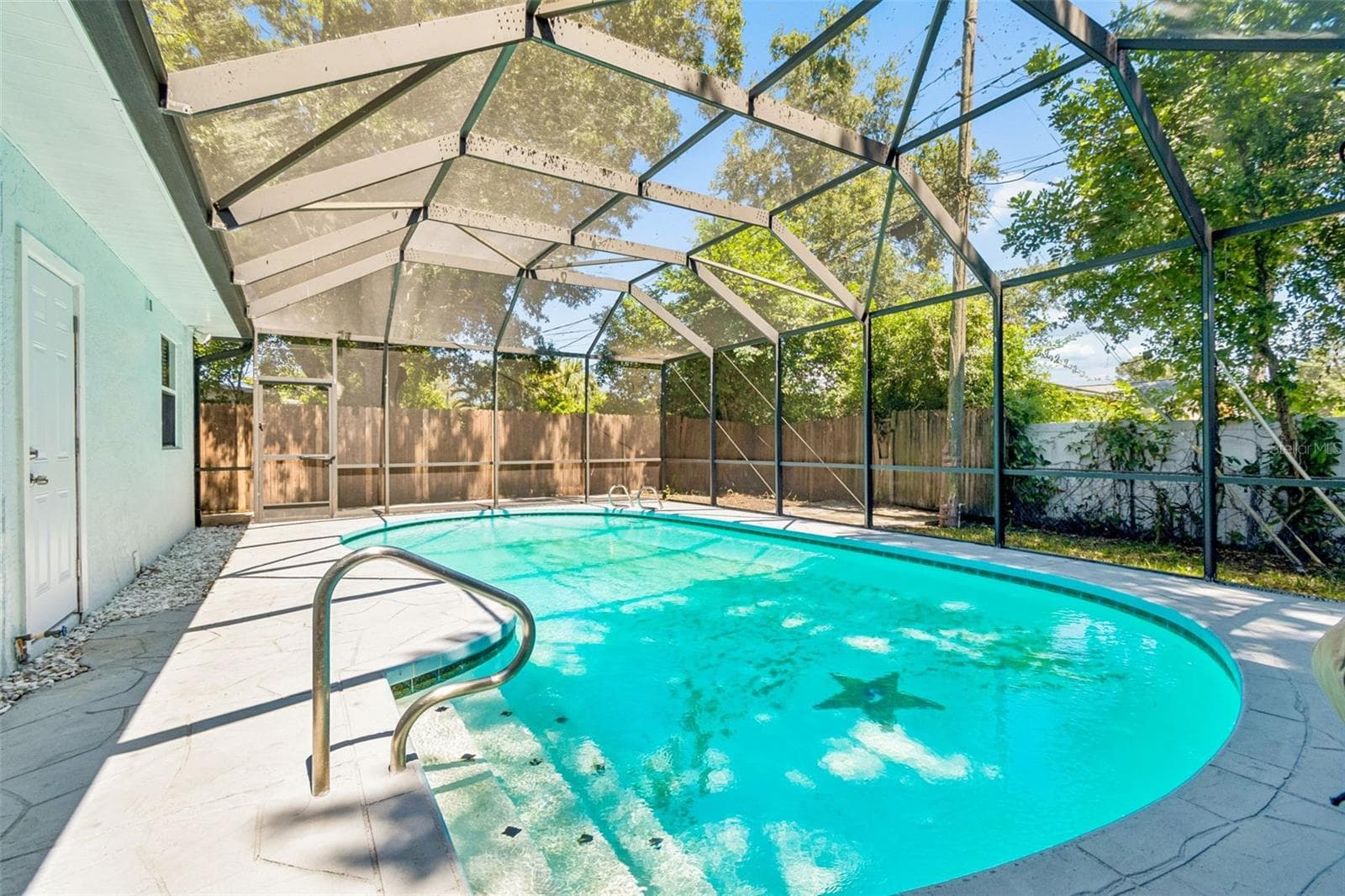 Single Family Residence at 1555 MAGNOLIA DR, CLEARWATER, photo 48 of 57
