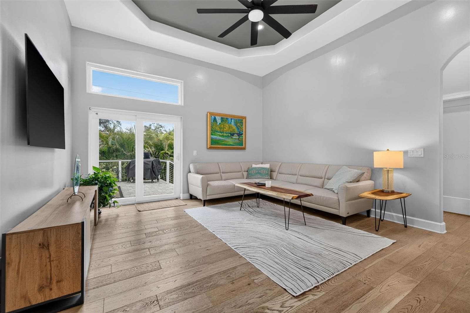 Single Family Residence at 815 59TH AVE NE, ST PETERSBURG, photo 17 of 42