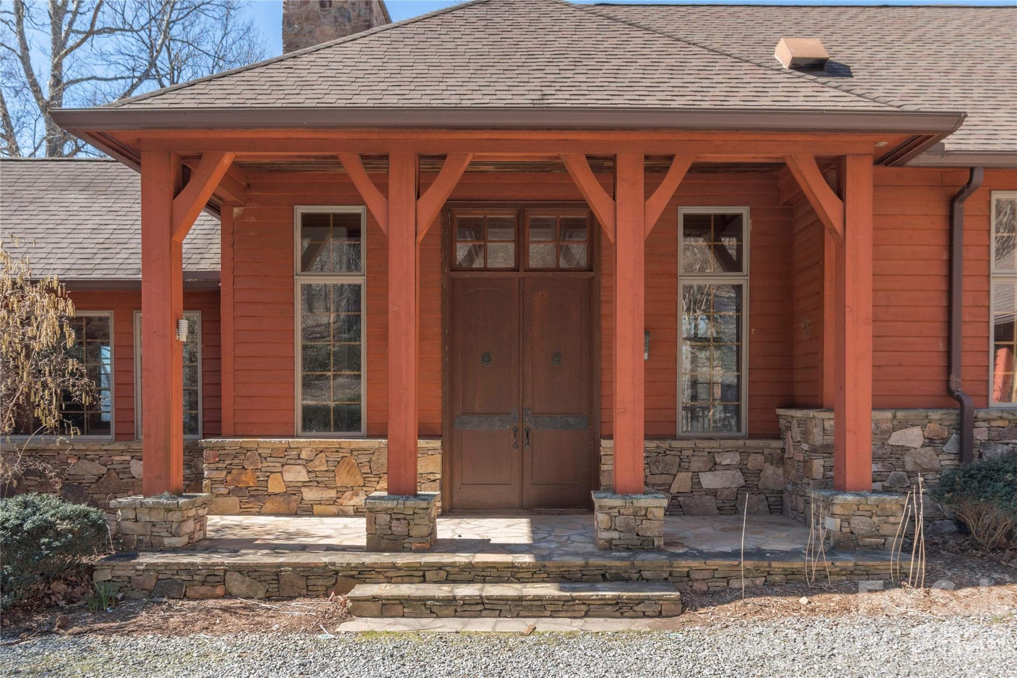 Custom-built estate - 98 Flat Creek Road, Fairview