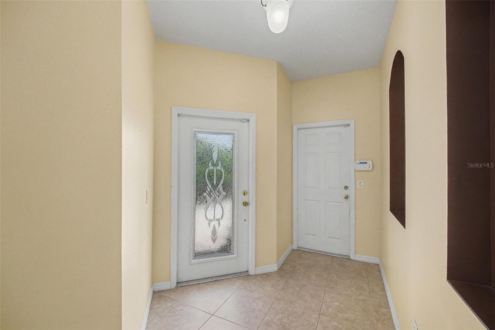 Foyer - 1819 TULLAGEE AVENUE AVE, MELBOURNE