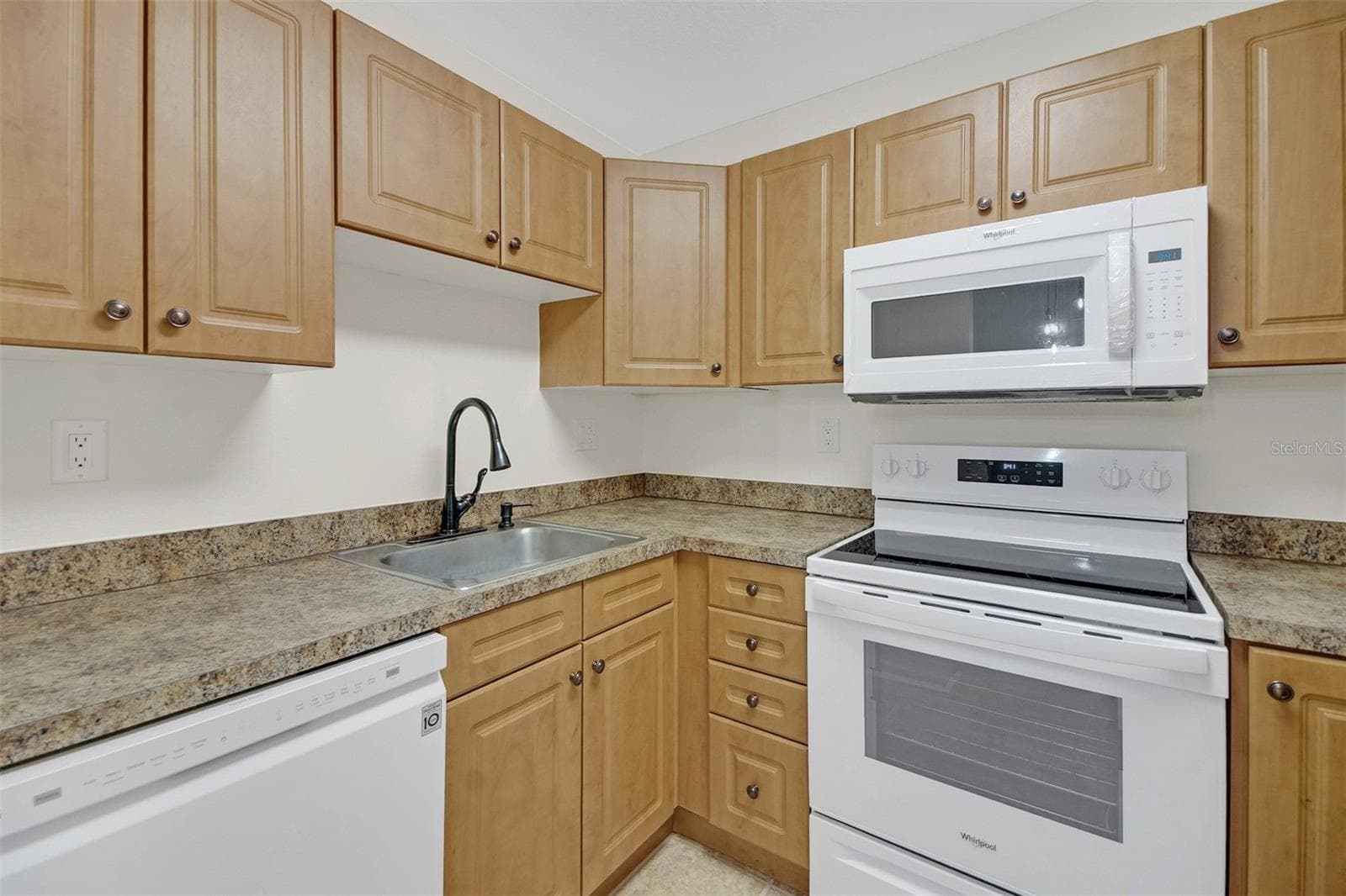 Condominium at 220 MOREE LOOP #2, WINTER SPRINGS, photo 19 of 29