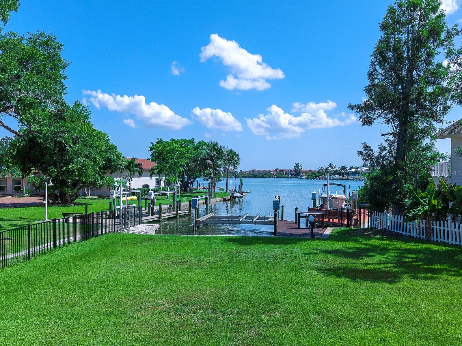 Water view from approx. 10 feet above rooftop - 396 BAYSHORE DR, VENICE