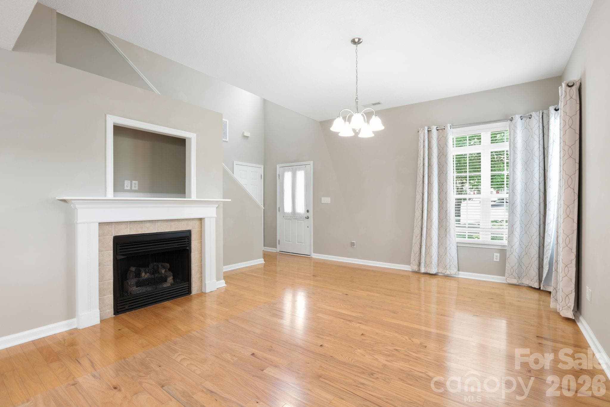 Single Family Residence at 50 Ridgeland Lane, Asheville, photo 14 of 36