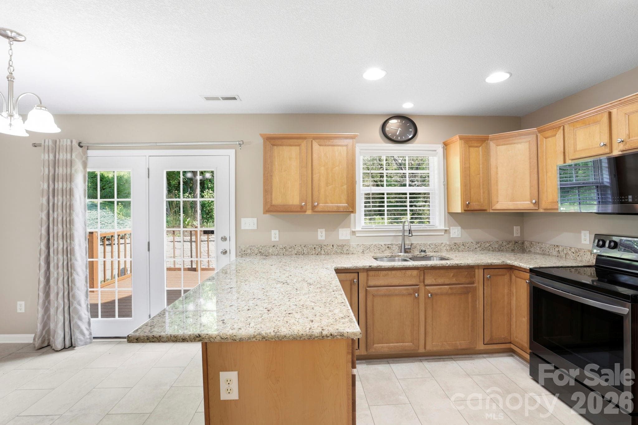 Single Family Residence at 50 Ridgeland Lane, Asheville, photo 16 of 36