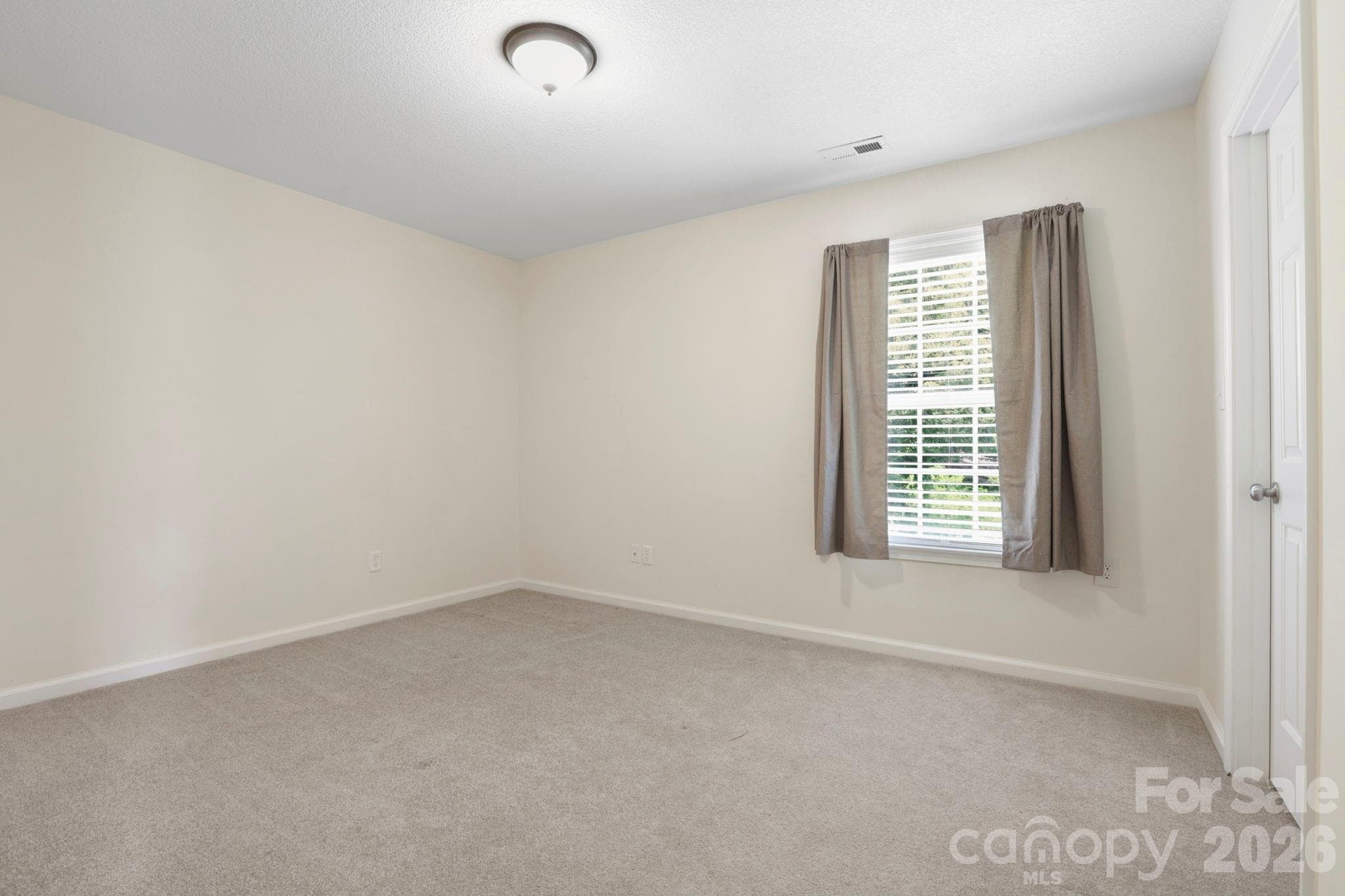Single Family Residence at 50 Ridgeland Lane, Asheville, photo 29 of 36