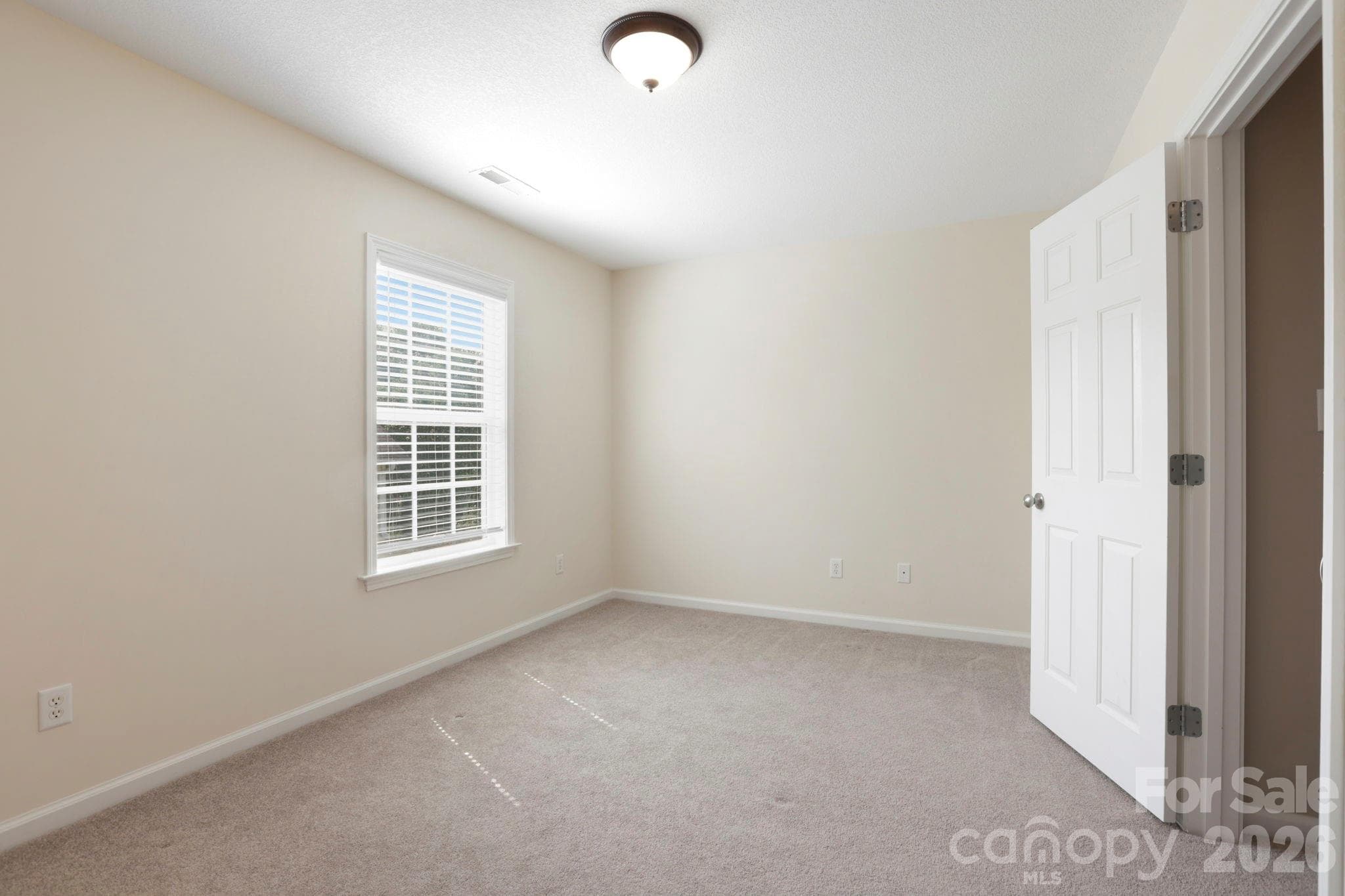 Single Family Residence at 50 Ridgeland Lane, Asheville, photo 31 of 36