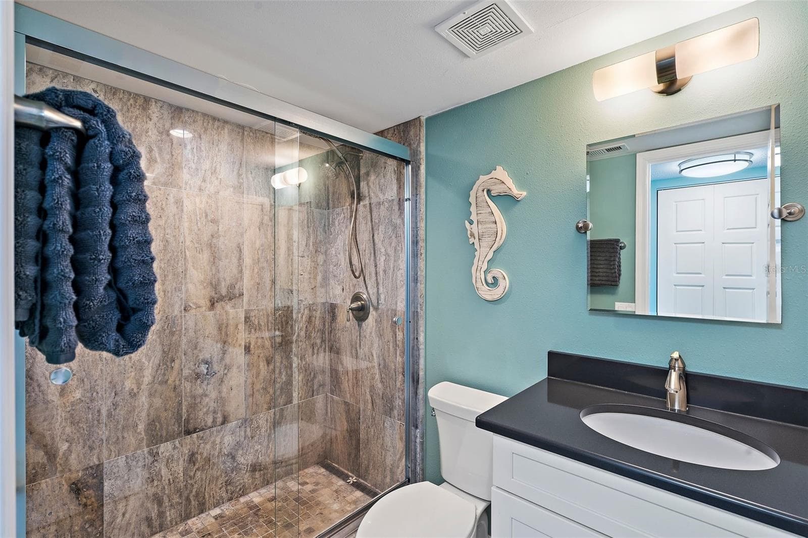 Condominium at 6372 PALMA DEL MAR BLVD S #406, ST PETERSBURG, photo 18 of 33