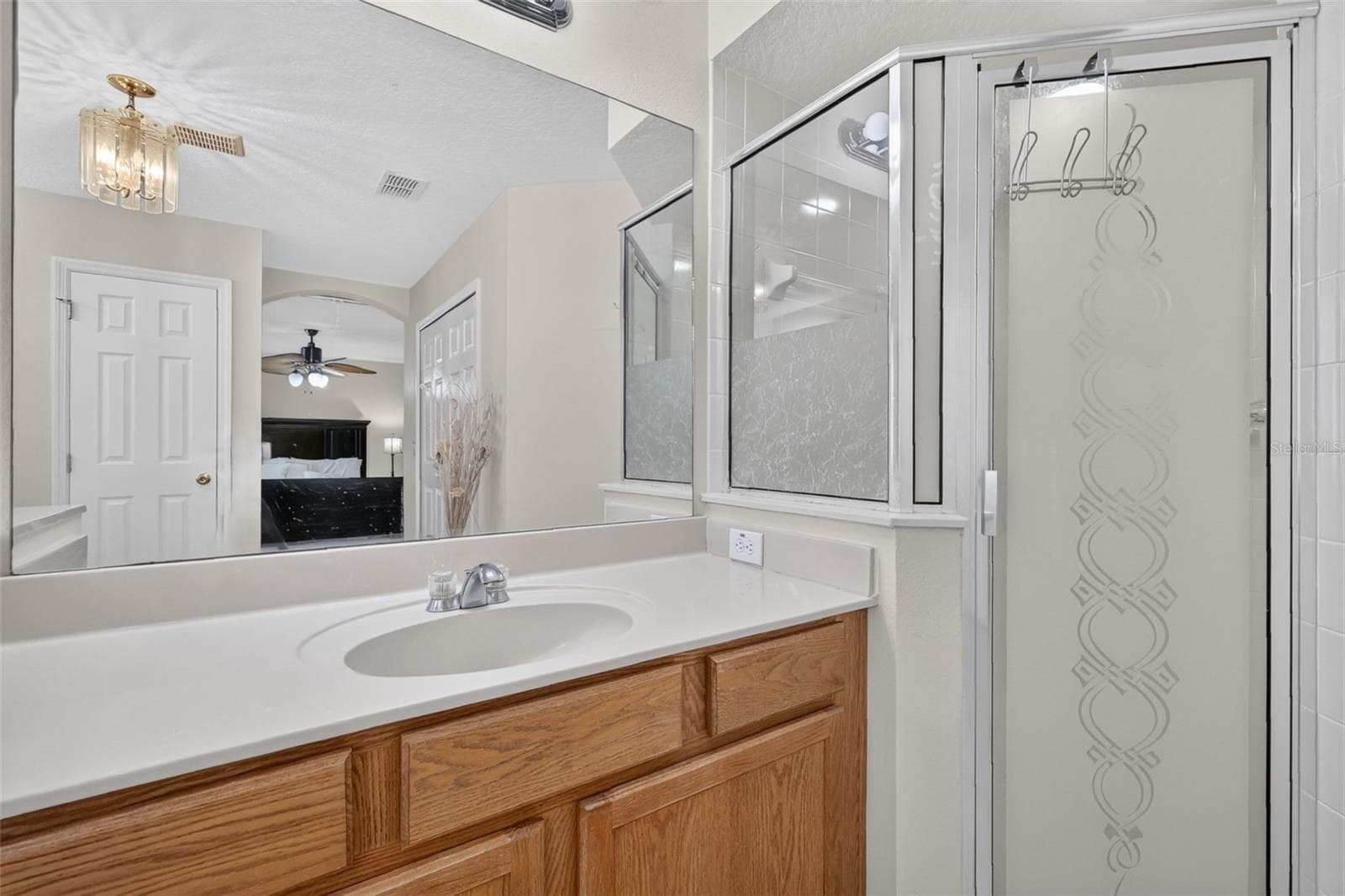 Single Family Residence at 1766 OAK GROVE CHASE DR, ORLANDO, photo 21 of 37