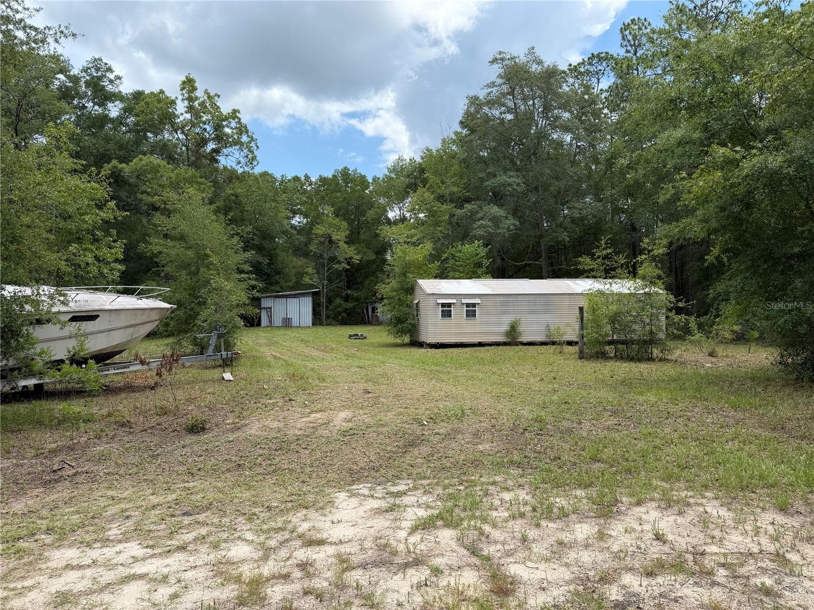 Mobile Home at 9730 NE STATE ROAD 24, ARCHER, photo 2 of 46