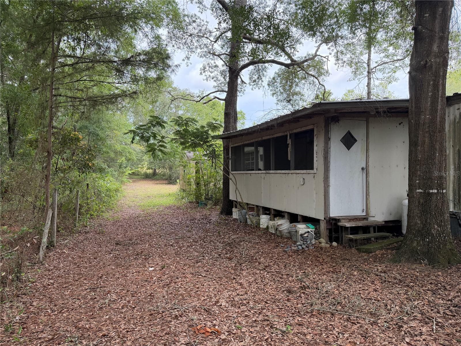 Mobile Home at 9730 NE STATE ROAD 24, ARCHER, photo 6 of 46