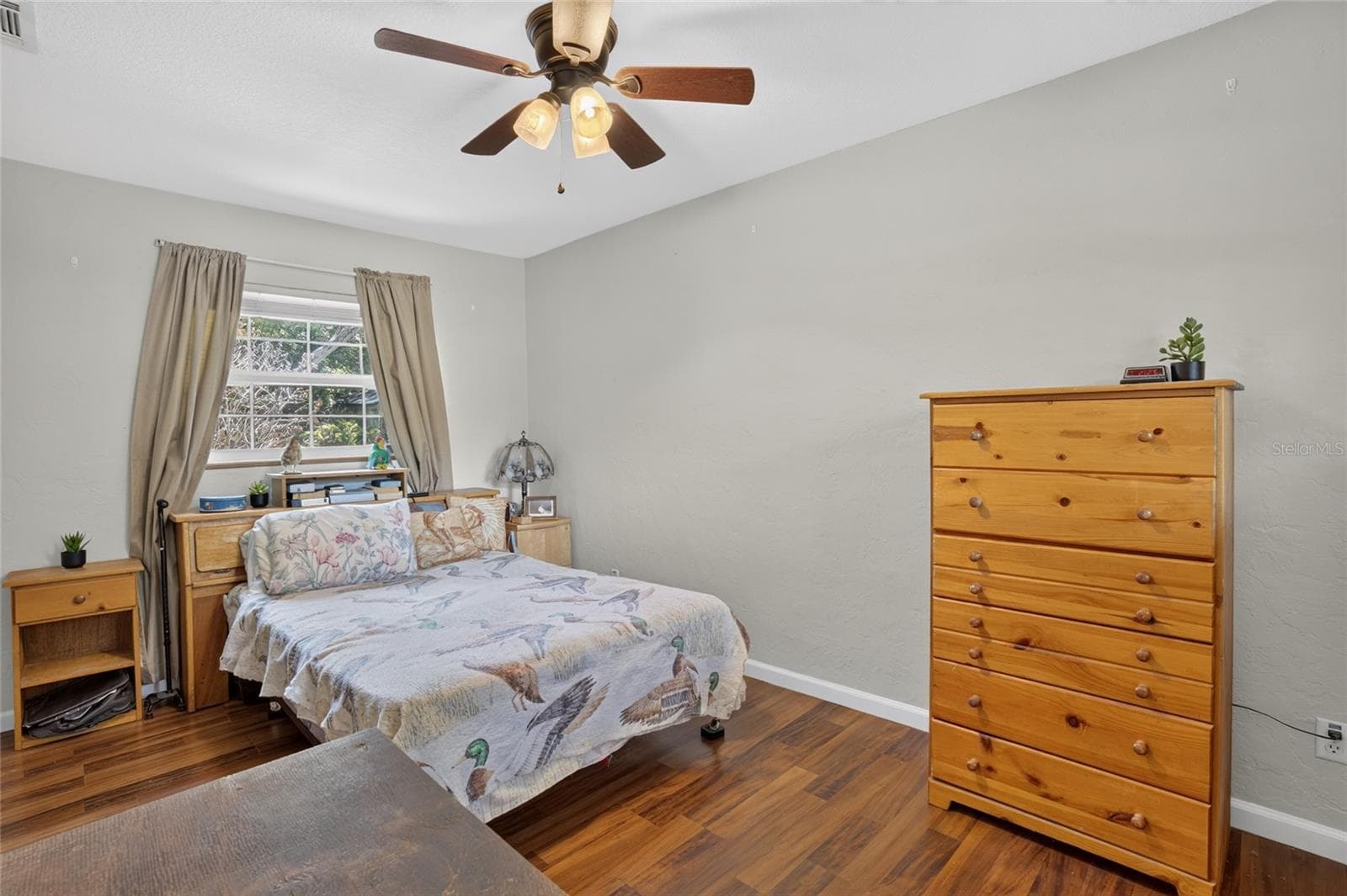 Single Family Residence at 129 COLOMBA RD, DEBARY, photo 12 of 30