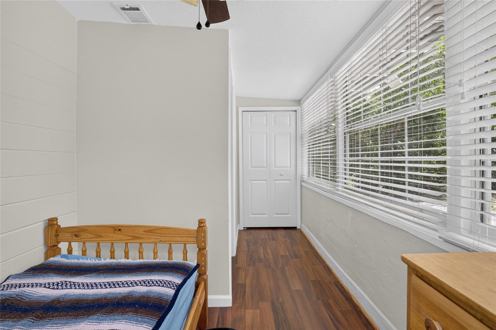 Single Family Residence at 129 COLOMBA RD, DEBARY, photo 17 of 30
