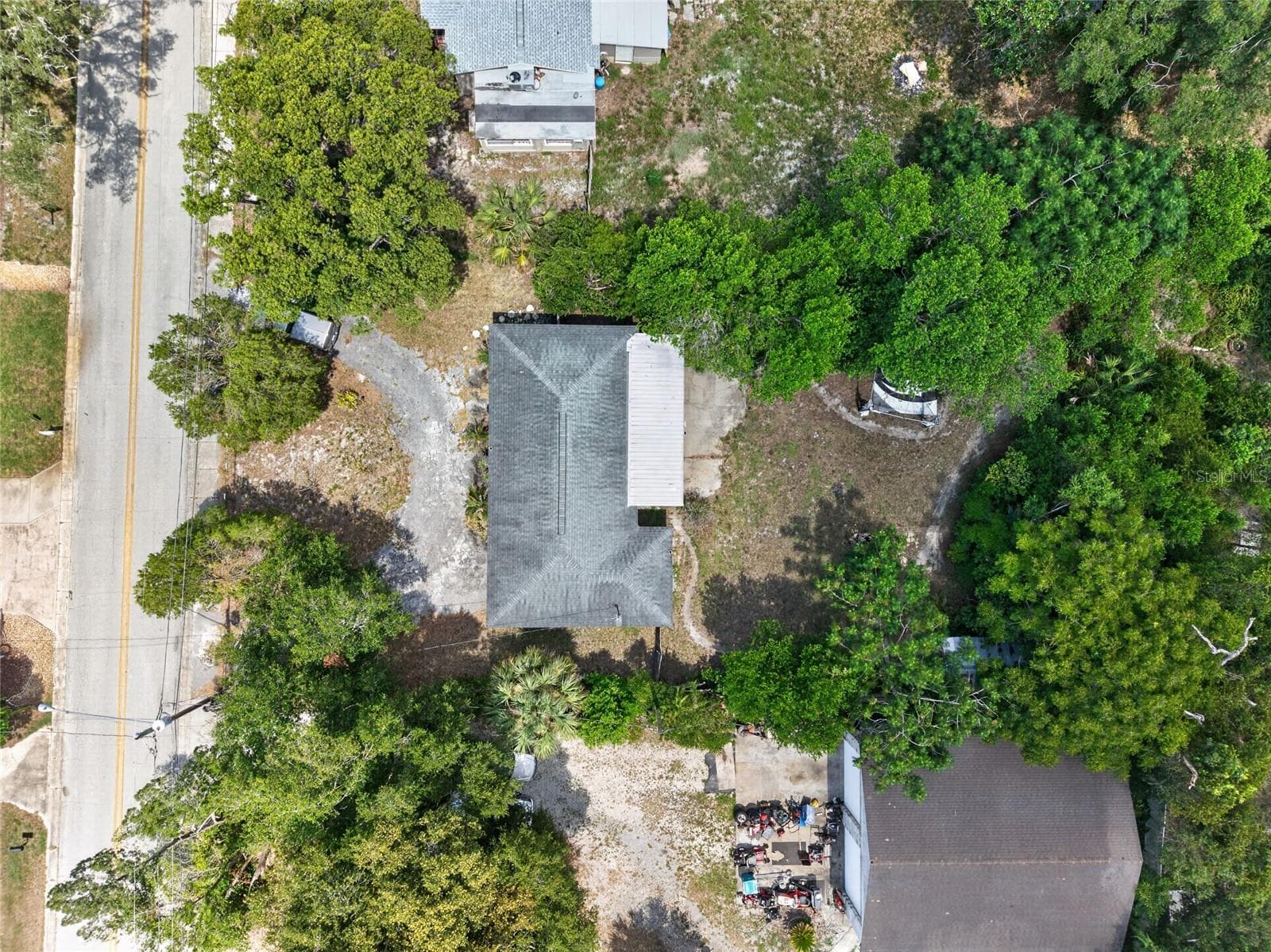 Single Family Residence at 129 COLOMBA RD, DEBARY, photo 24 of 30