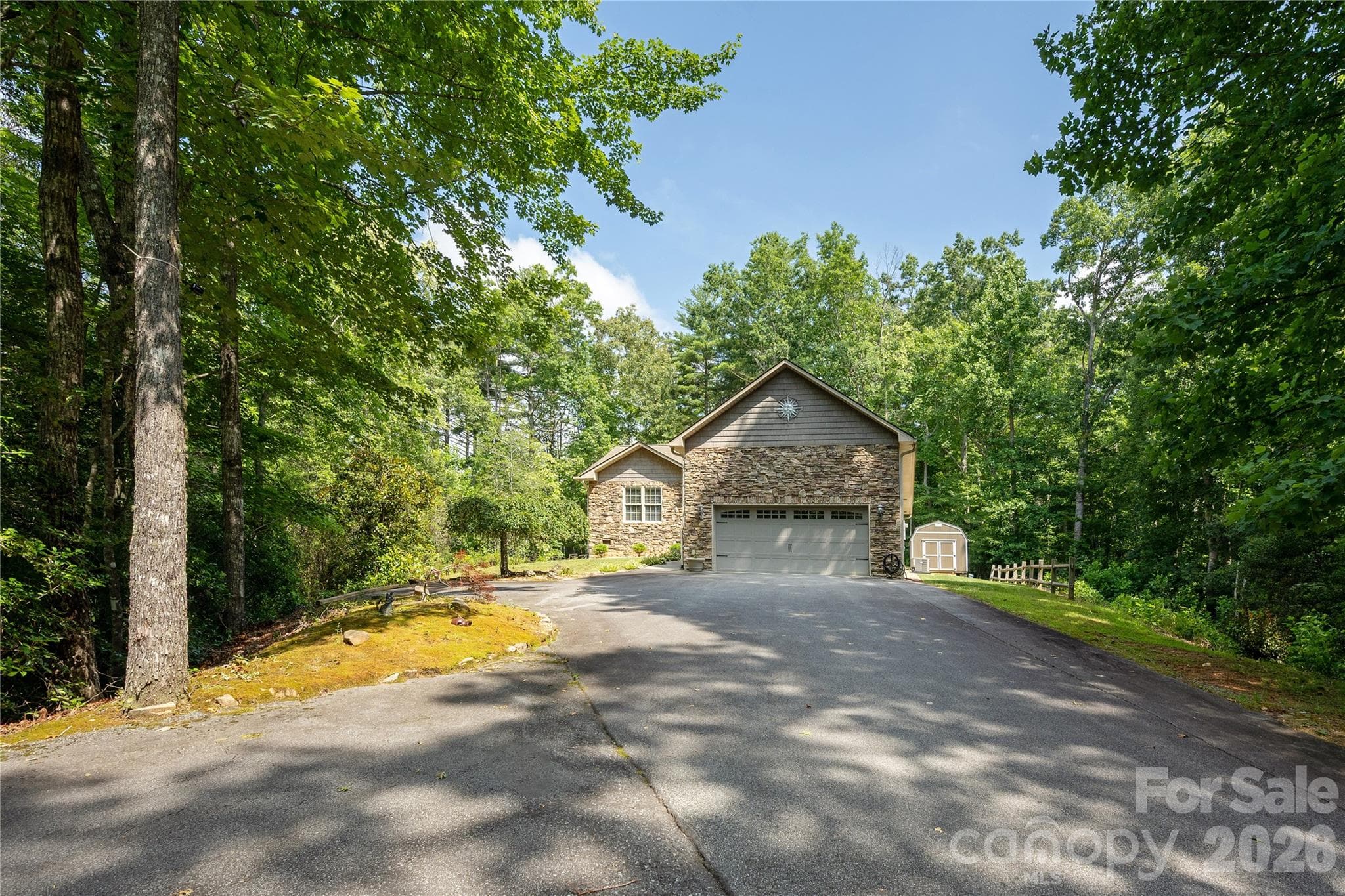Welcome Home! - 59 Smalltown Trail, Brevard