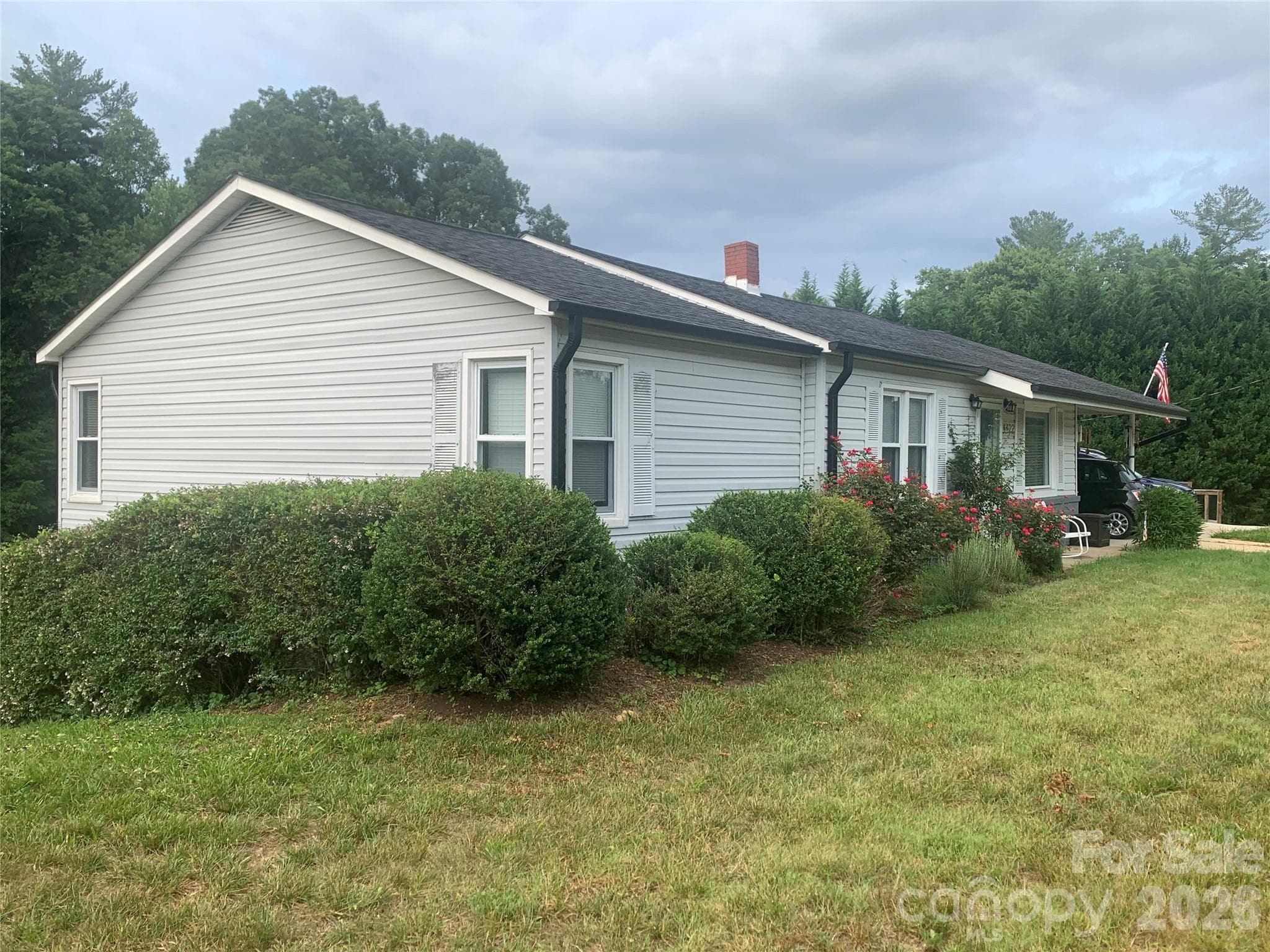 Single Family Residence at Lenoir, photo 2 of 19