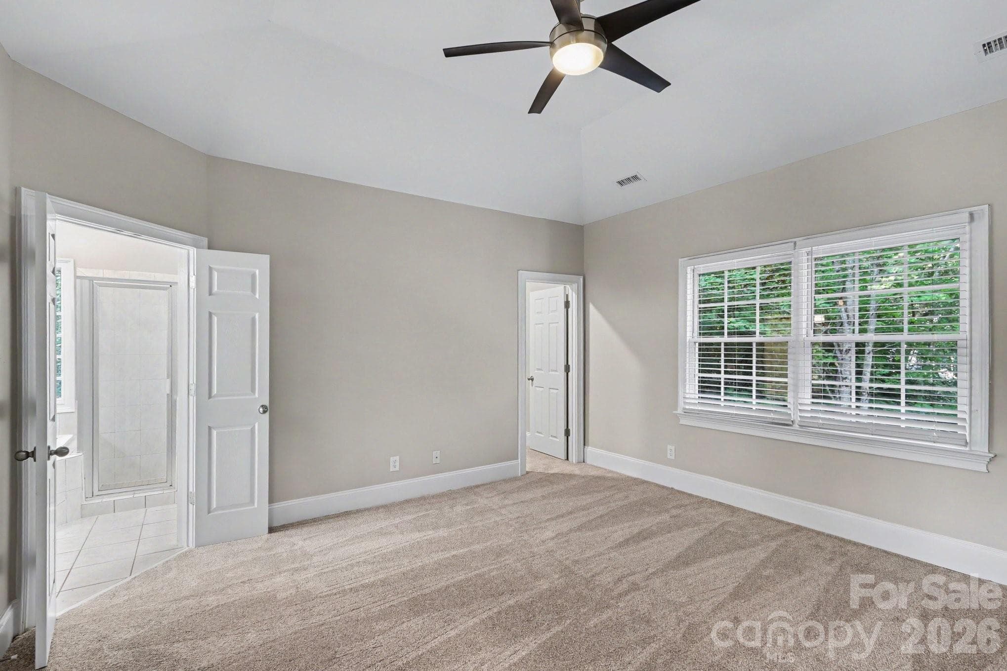 Single Family Residence at 18611 Reflection Rock Court, Davidson, photo 17 of 29