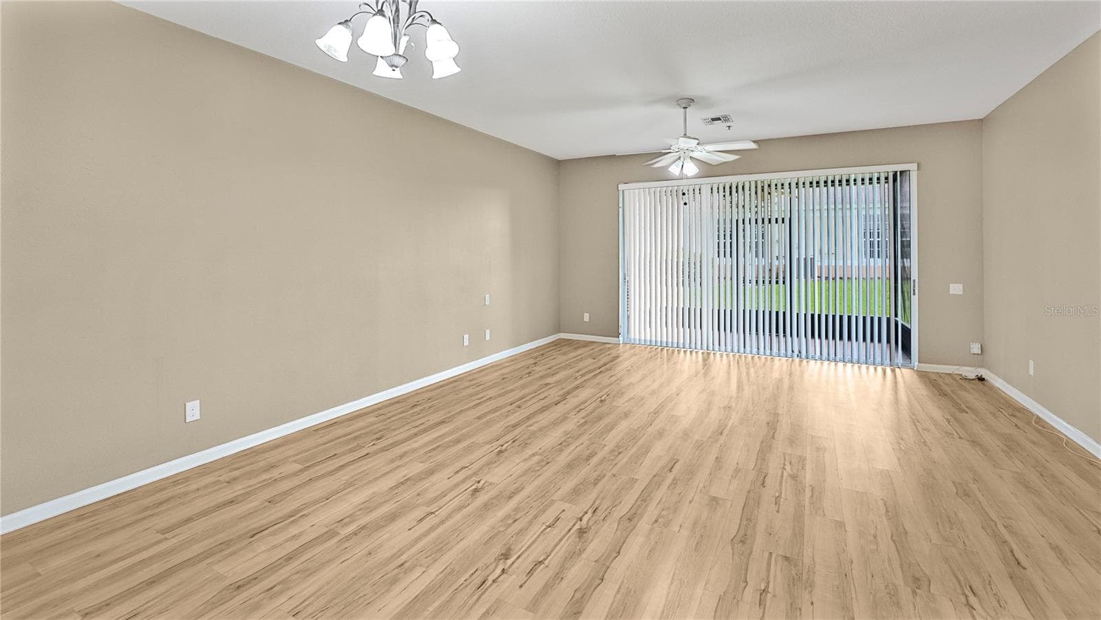Townhouse at 6292 TWAIN ST #102, ORLANDO, photo 3 of 17