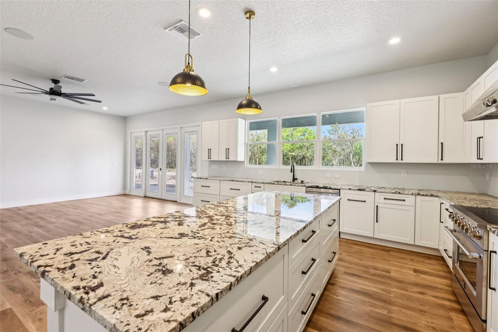 8 Foot island with all draw bases - 1623 MAGNOLIA AVE, DELAND