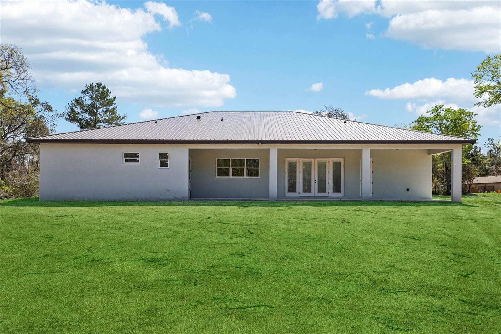 Virtual Grass - 1623 MAGNOLIA AVE, DELAND