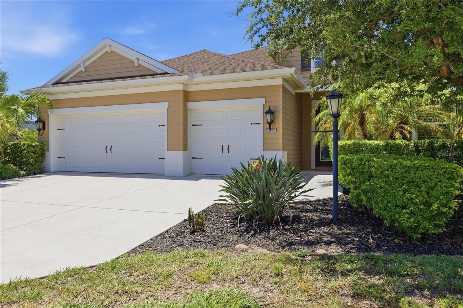 Single Family Residence at 1109 THORNBURY DR, PARRISH, photo 4 of 54