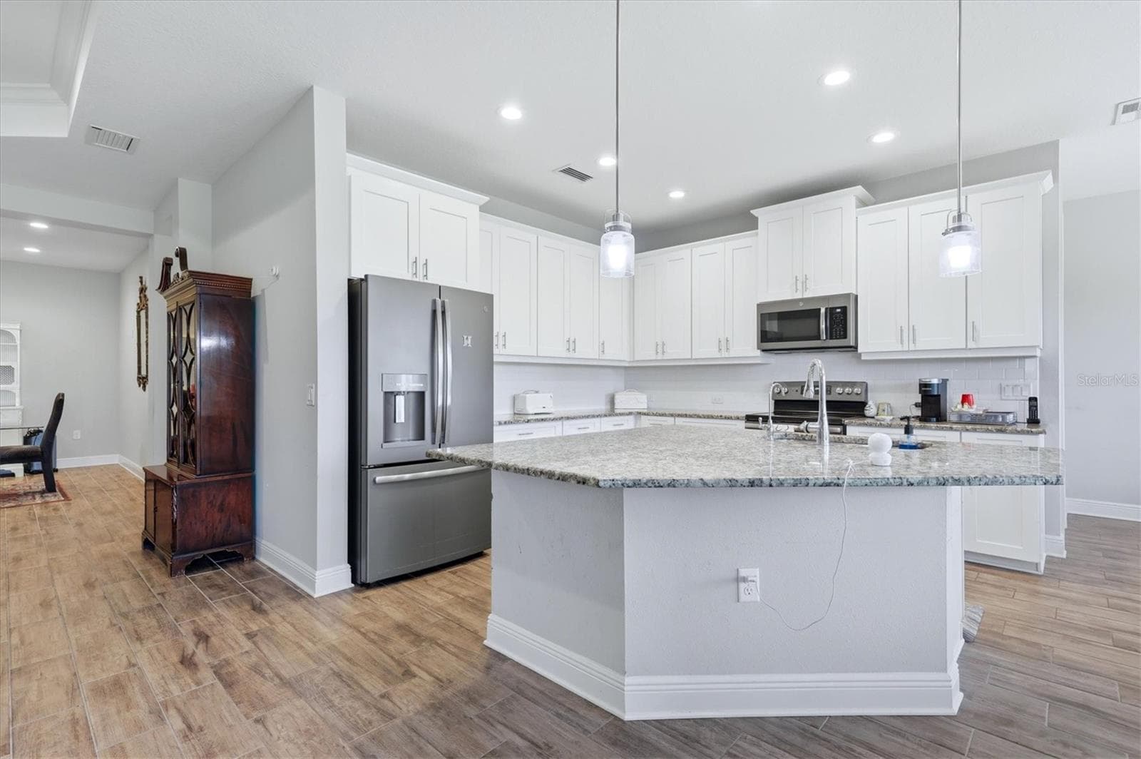 Single Family Residence at 1109 THORNBURY DR, PARRISH, photo 23 of 54
